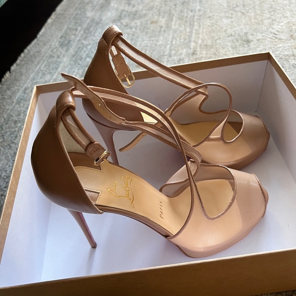 MARIACAR 120 RETE/NAPPA - Louboutin *BRAND NEW*
NUDE - Picture 13 of 16